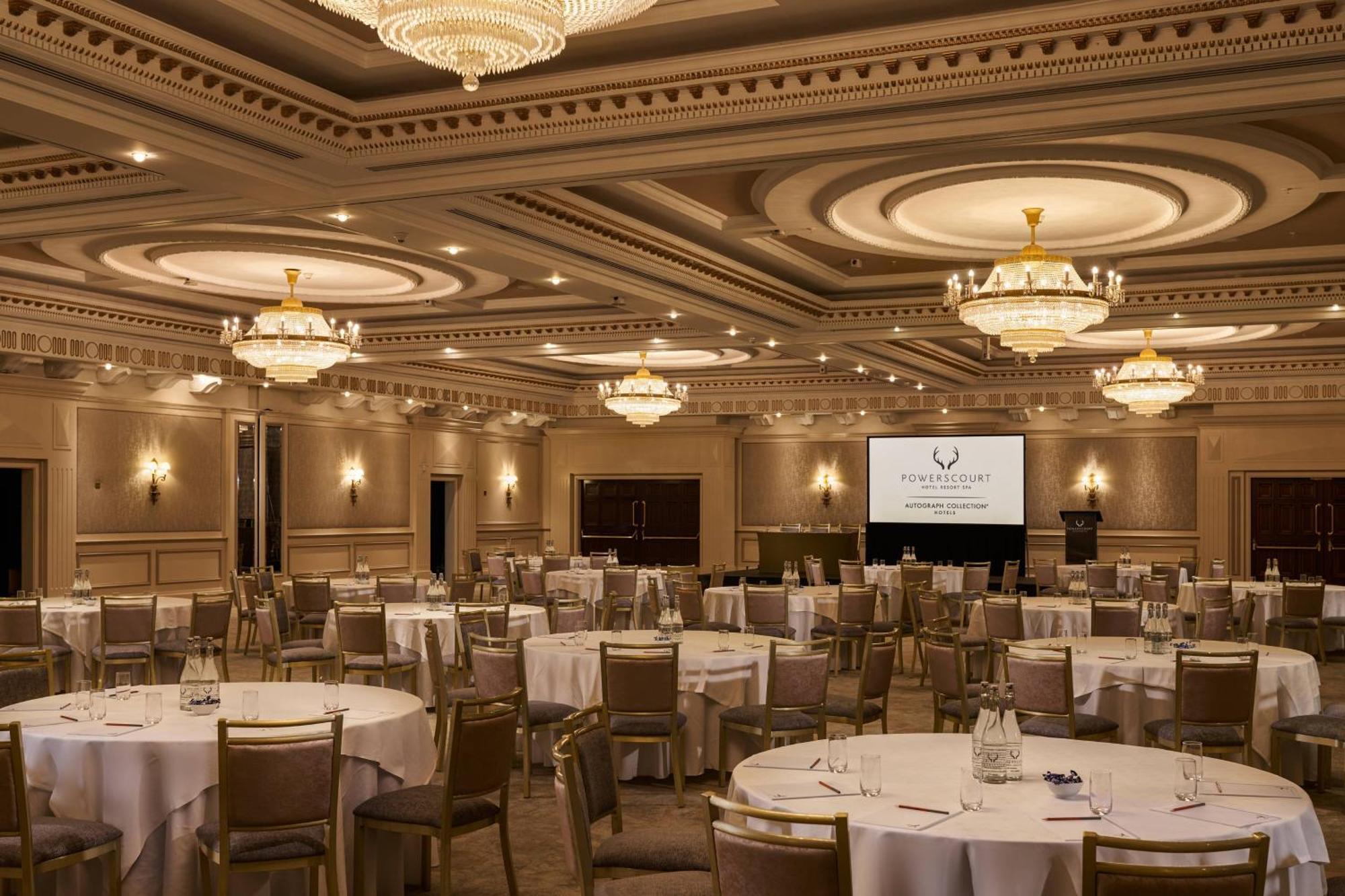 فندق باورسكورت، أوتوغراف كوليكشن® إنيسكري المظهر الخارجي الصورة The ballroom at the Four Seasons Hotel