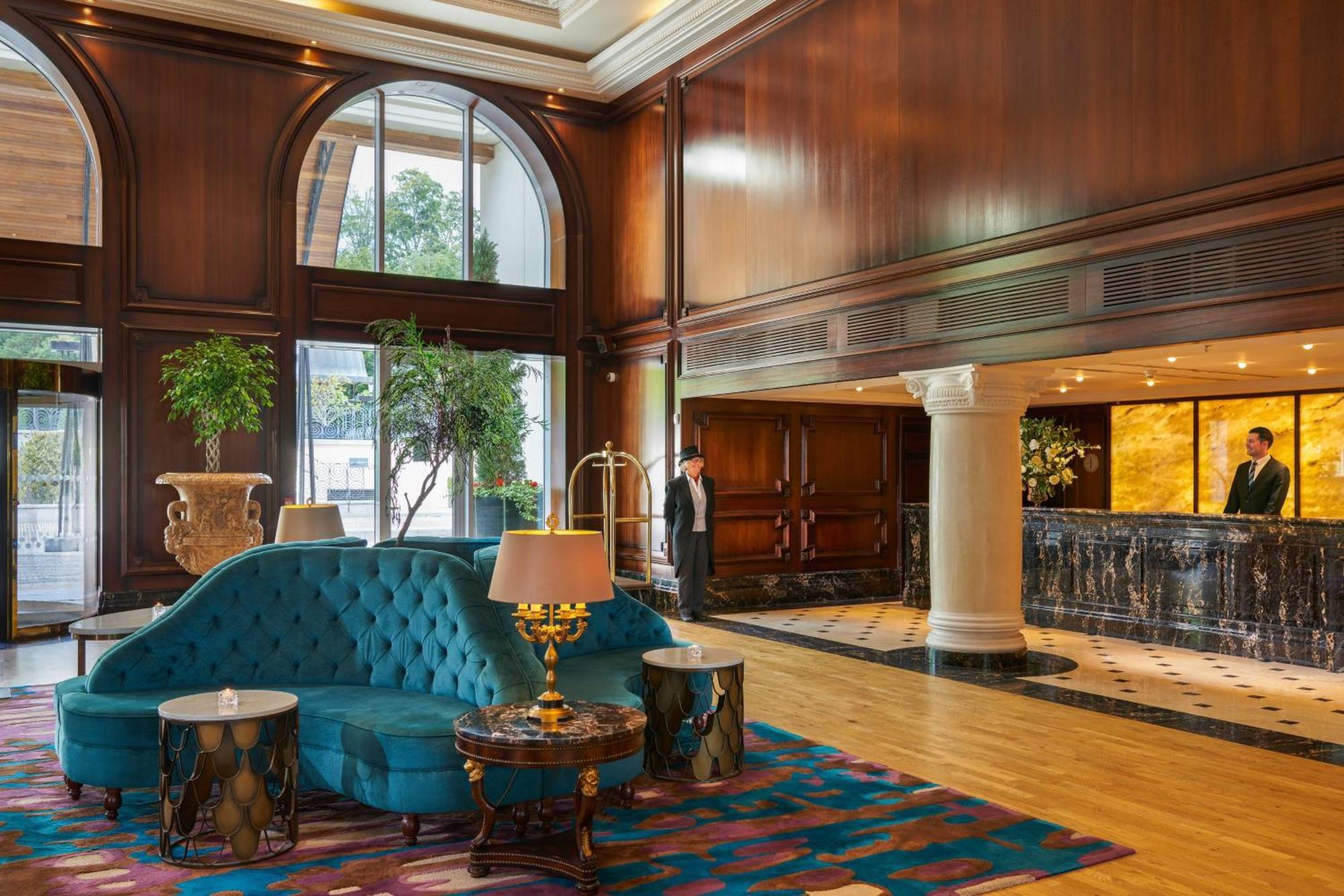 فندق باورسكورت، أوتوغراف كوليكشن® إنيسكري المظهر الخارجي الصورة The lobby of the hotel